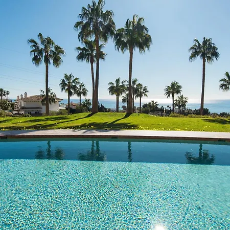 Higueron Luxury Apartment Benalmádena
